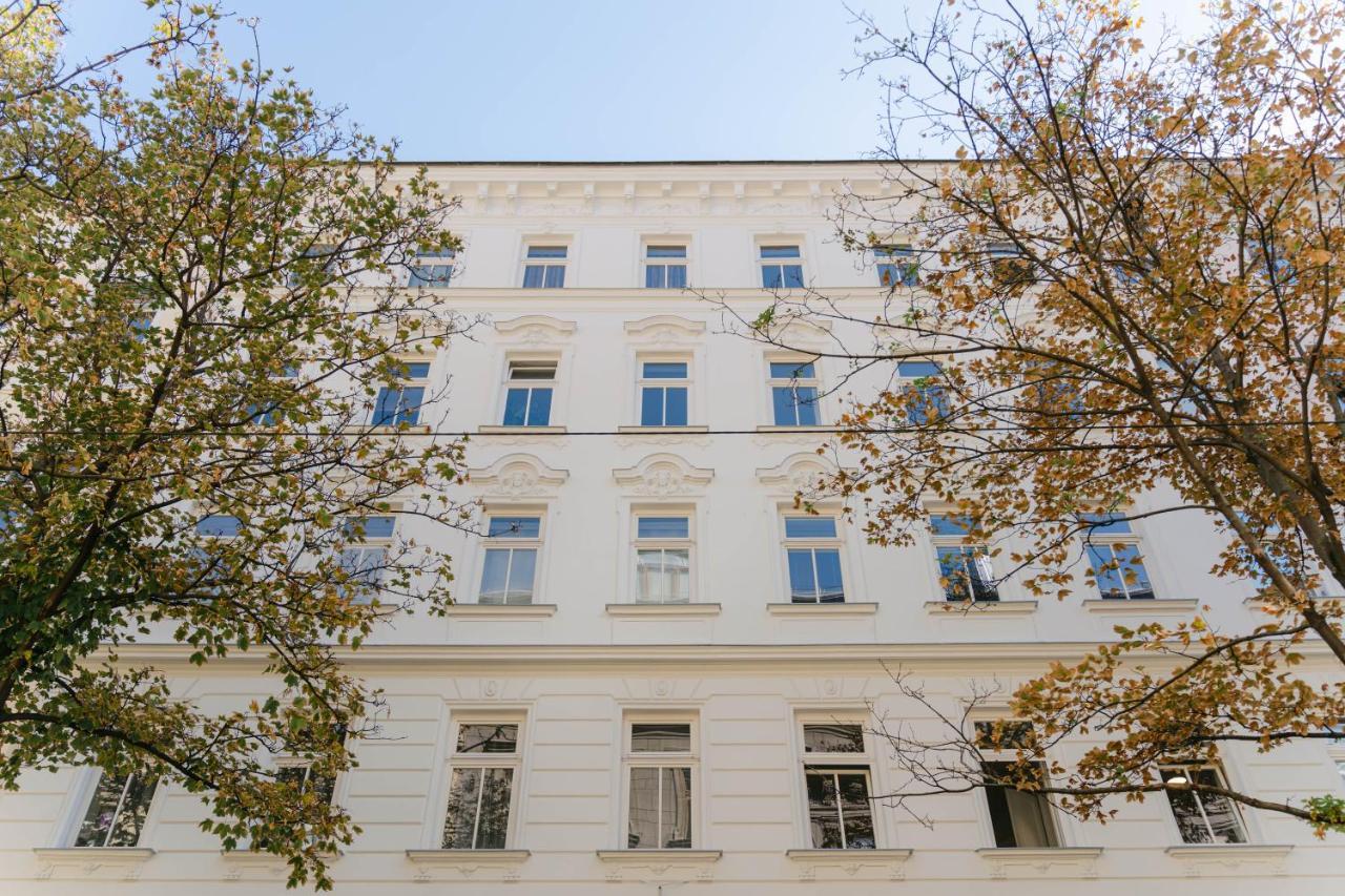 Cozy Apt Perfect For 4-6 Tv Metro Self-Checkin Vienna Luaran gambar