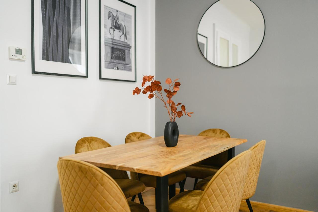 Cozy Apt Perfect For 4-6 Tv Metro Self-Checkin Vienna Luaran gambar