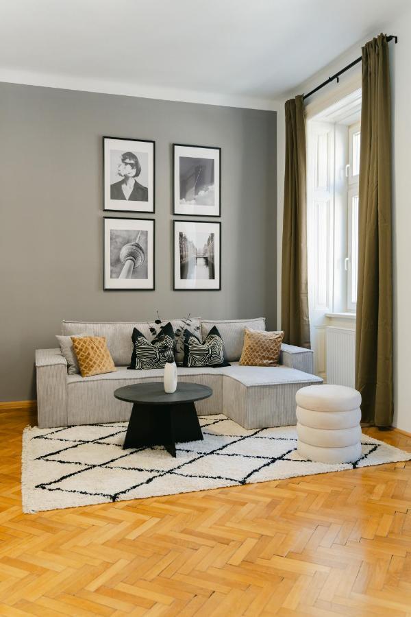 Cozy Apt Perfect For 4-6 Tv Metro Self-Checkin Vienna Luaran gambar